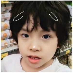 Meet your Posher, Stella